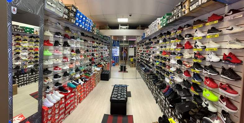 Прибыльный магазин спортивной обуви