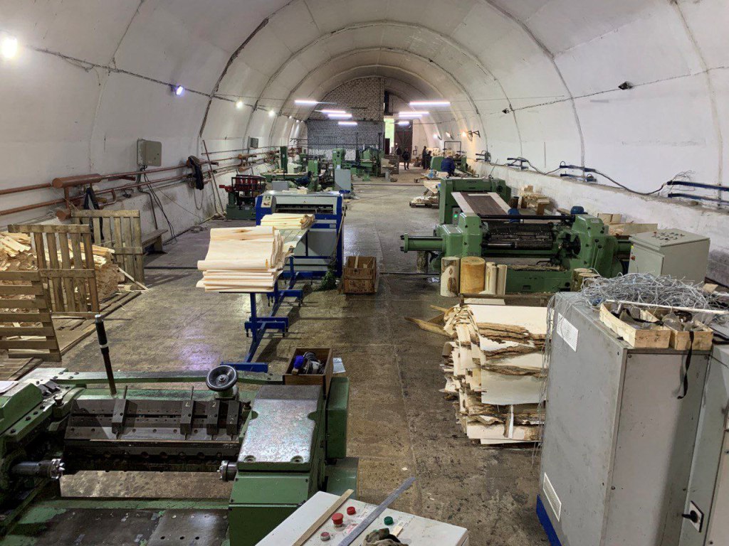Производственная линия для изготовления деревянных ящиков