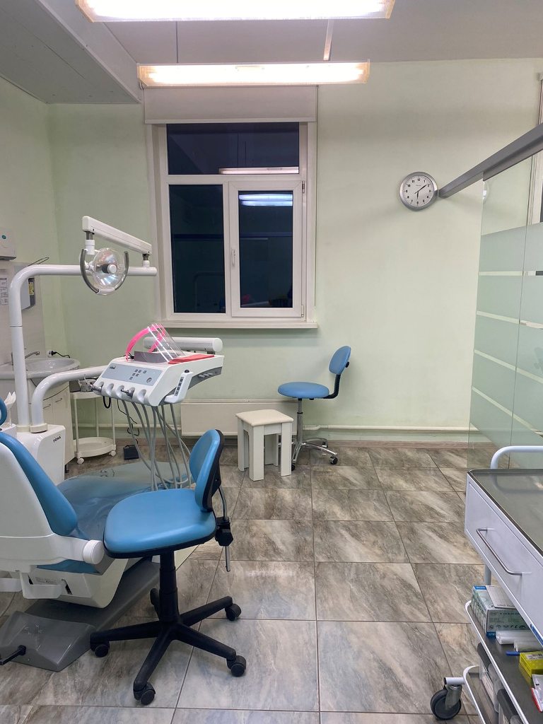 Действующая стоматология «Ливсидент» (Сухарево)