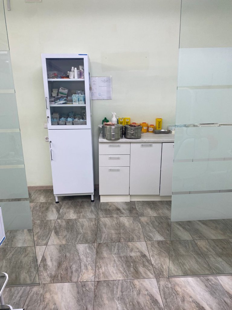 Действующая стоматология «Ливсидент» (Сухарево)