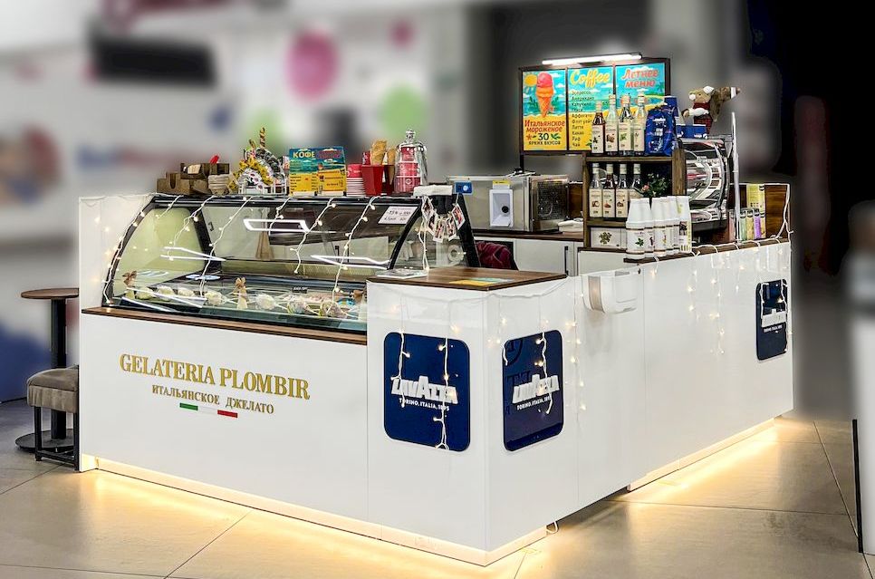 Точка итальянского мороженого Gelateria Plombir в ТЦ