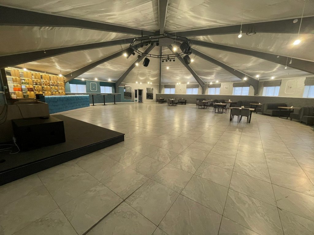 Диско-бар «Сфера» в собственности