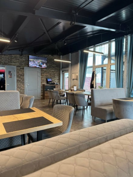 Помещение с действующим кафе «Хинкали»