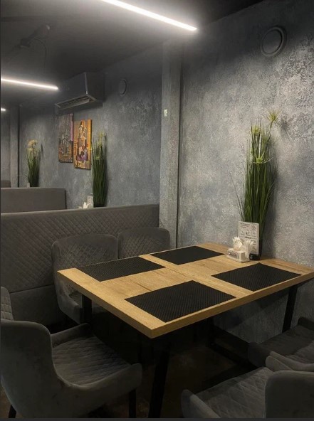 Помещение с действующим кафе «Хинкали»