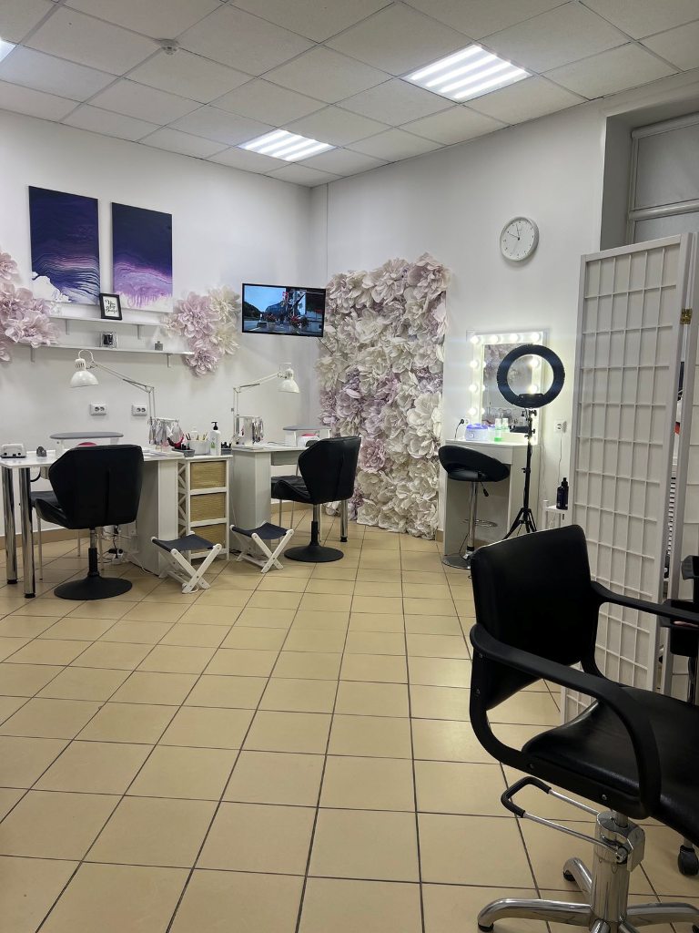 Студия красоты всего 5 минут пешком от метро