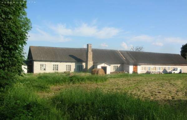 Продается 2 капитальных строения