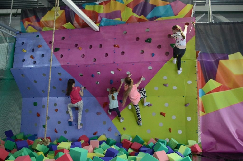 Батутная арена в ТЦ «Глобо» (ст. м. Михалово)