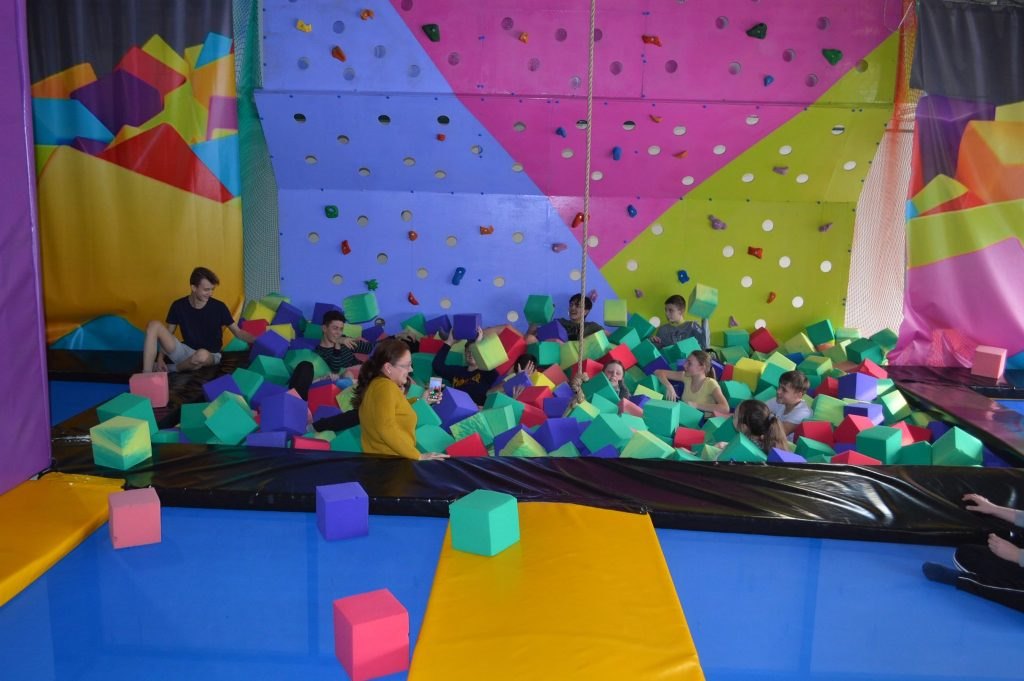 Батутная арена в ТЦ «Глобо» (ст. м. Михалово)