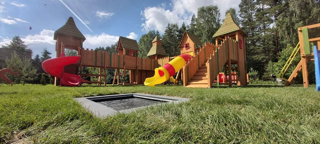 Производство детских игровых и спортивных площадок