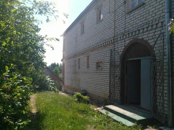 Дом в столбцовском районе, гараж, баня