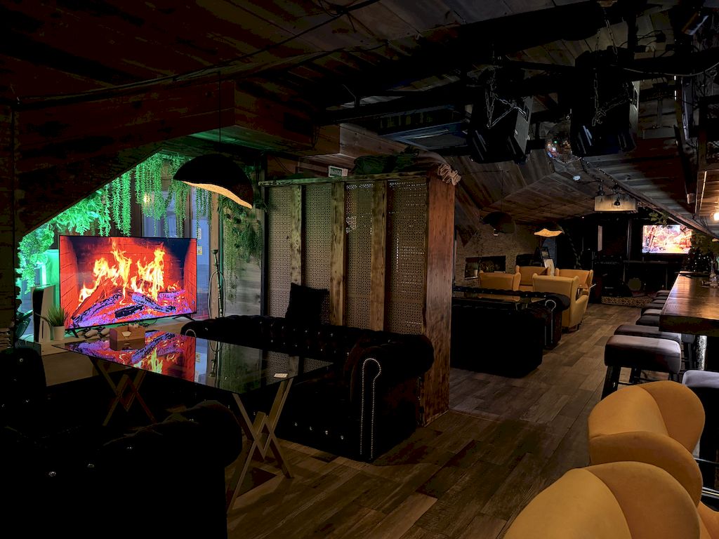 Кальян-бар с кухней на Зыбицкой