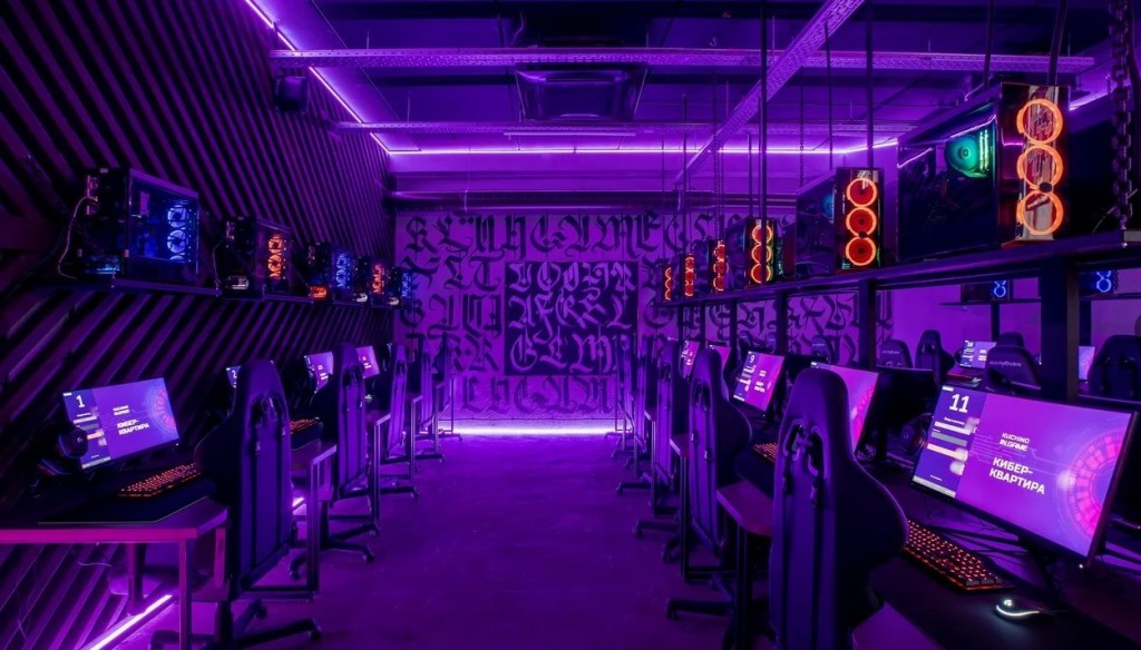 Компьютерный клуб в районе Каменной Горки