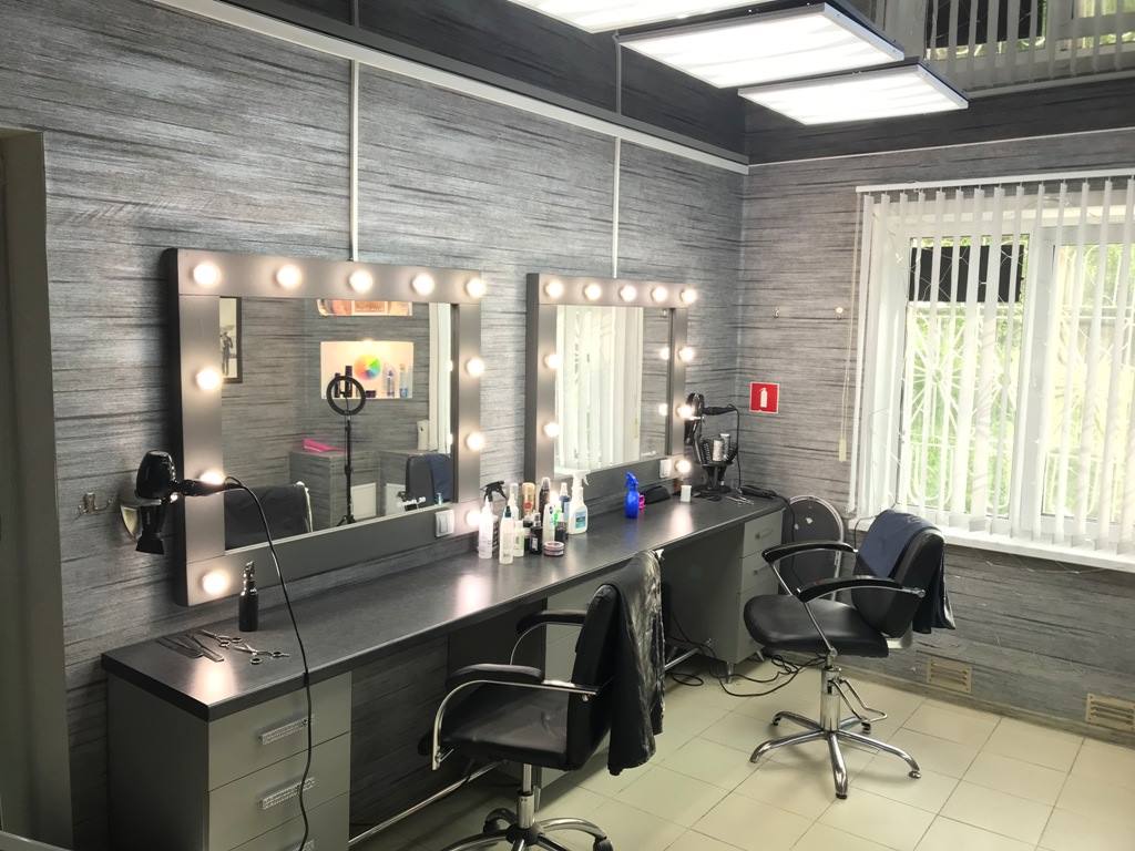 Салон красоты в Октябрьском районе