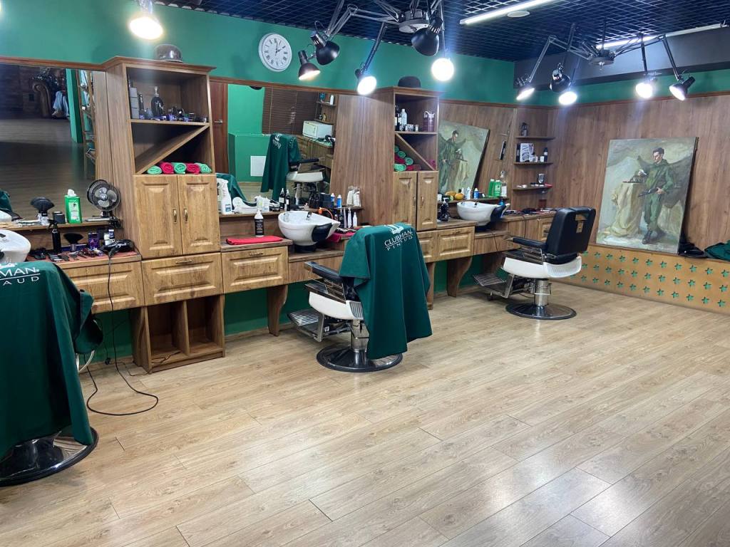 Доля 50% в барбершопе