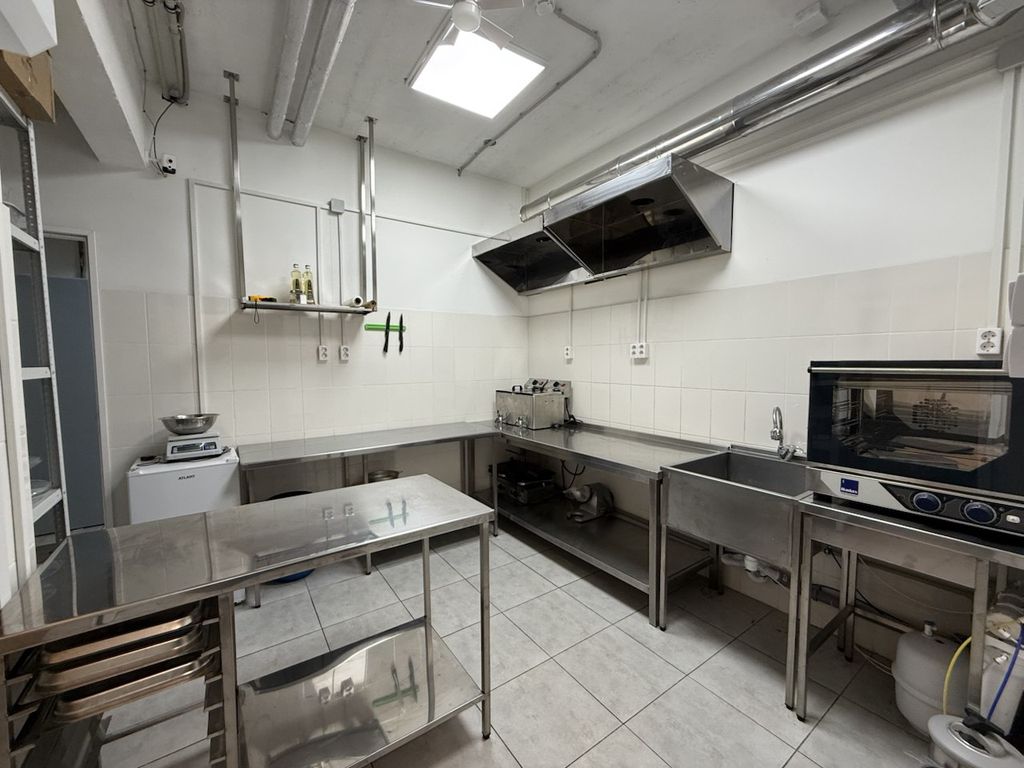 Коммерческое помещение с готовым ремонтом под общепит