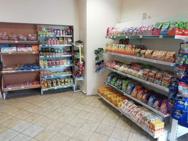 Продовольственный магазин в Сухарево