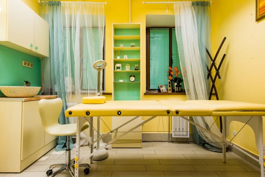 Прибыльный салон красоты рядом с метро Немига