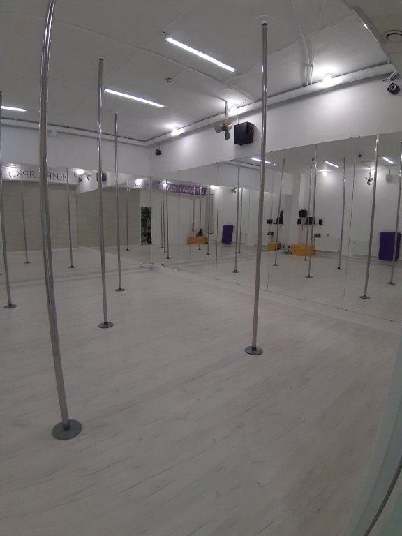 Студия фитнеса и танца рядом с метро