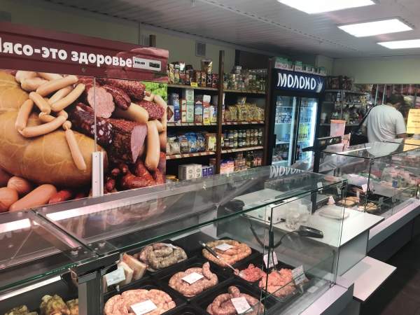 Продовольственный магазин в проходном месте!