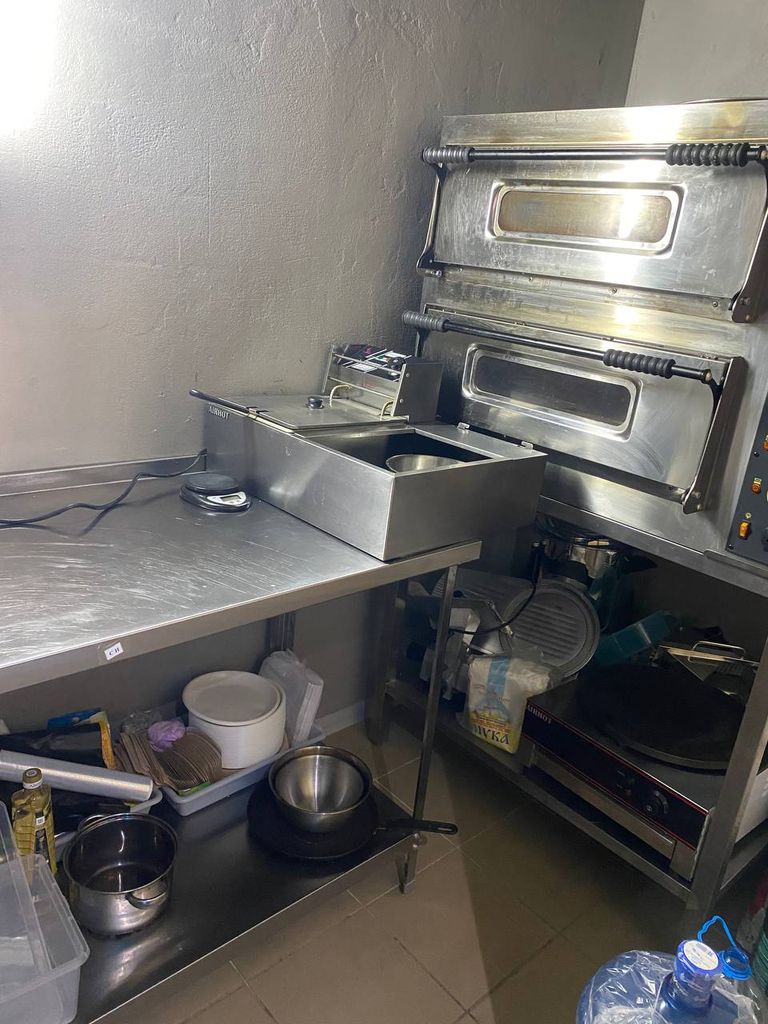 Кафе с отдельным входом и доступом 24/7