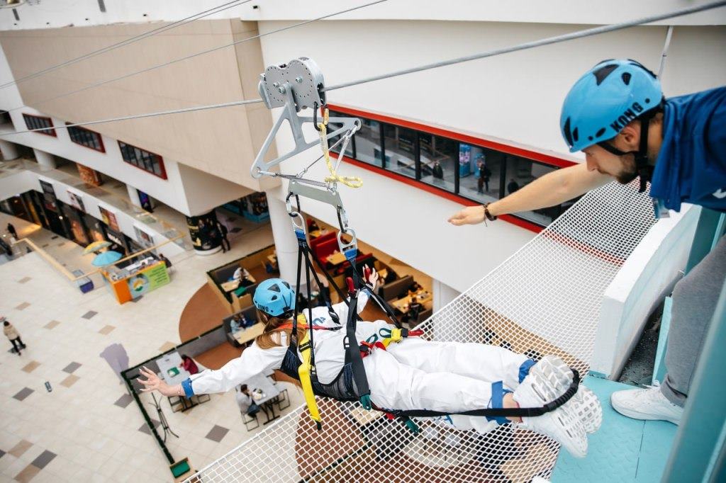 Экстремальный аттракцион внутри ТРЦ «ARENA CITY»