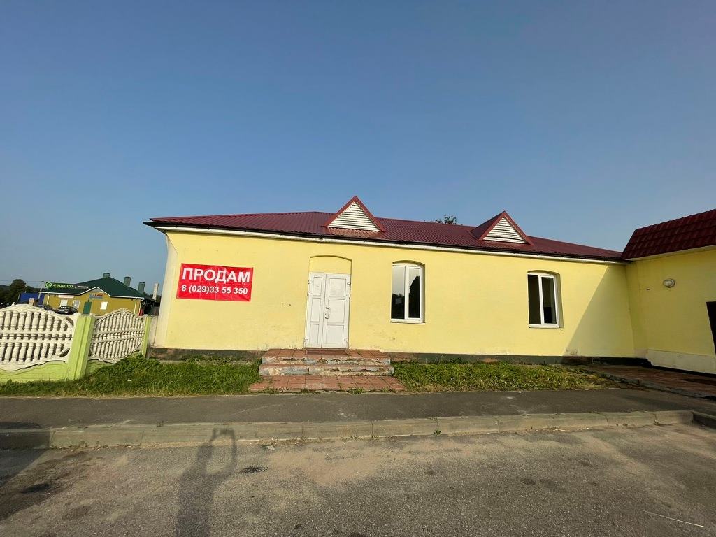 Помещение под магазин, ресторан либо др. назначение