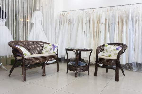 Салон вечерней моды Amelli распродает платья