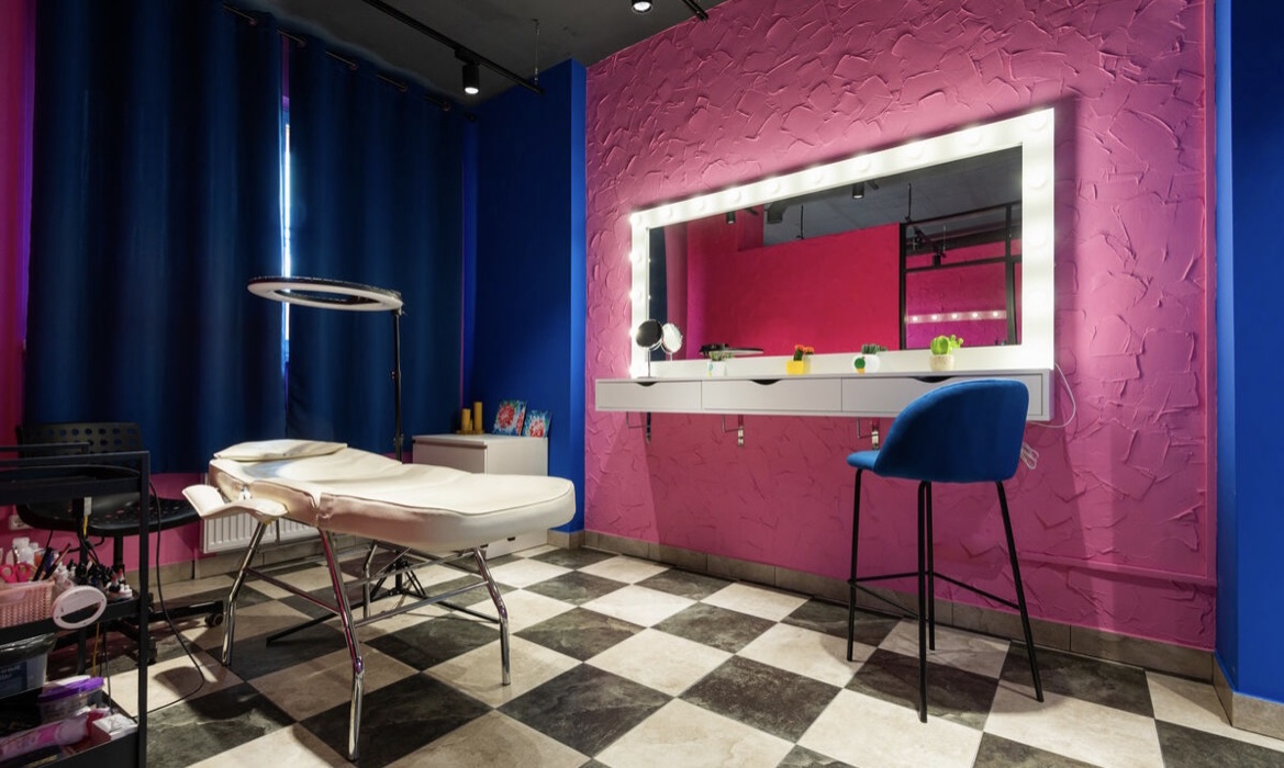 Право аренды на салон красоты в живописном месте