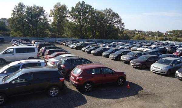 Автостоянка в центре города