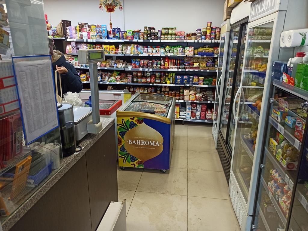 Продуктовый магазин в микрорайоне Уручье