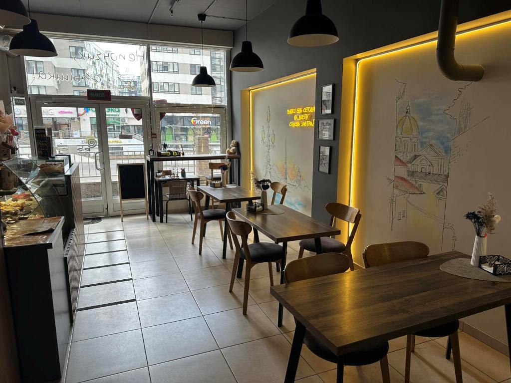 Кафе-пышечная и кофейня у метро «Восток»