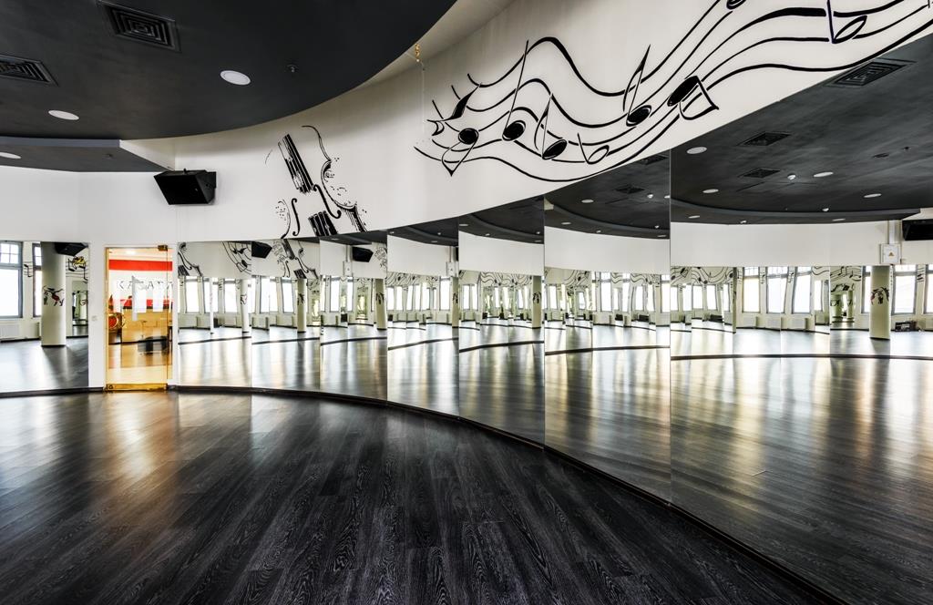 Зал хореографии рядом с метро