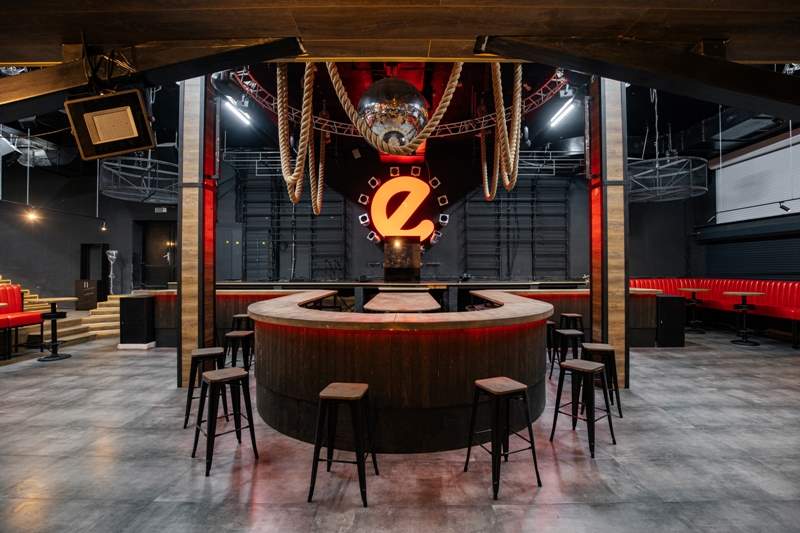 Ночной клуб DoZari