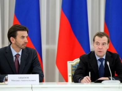 Белорусские компании судятся с холдингом, принадлежащим министру правительства Медведева.