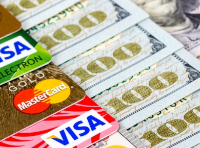 Системы MasterCard и Visa обслуживают почти 86% всех платежных карт в Европе.